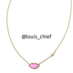 Lips Gold Pendant Necklace in Hot Pink Mother-of-Pearl